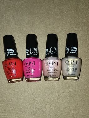 ✨️NEW✨️ OPI Hello Kitty x4 Set - Red, Hot Pink, Shimmery Light Pink, Pearl